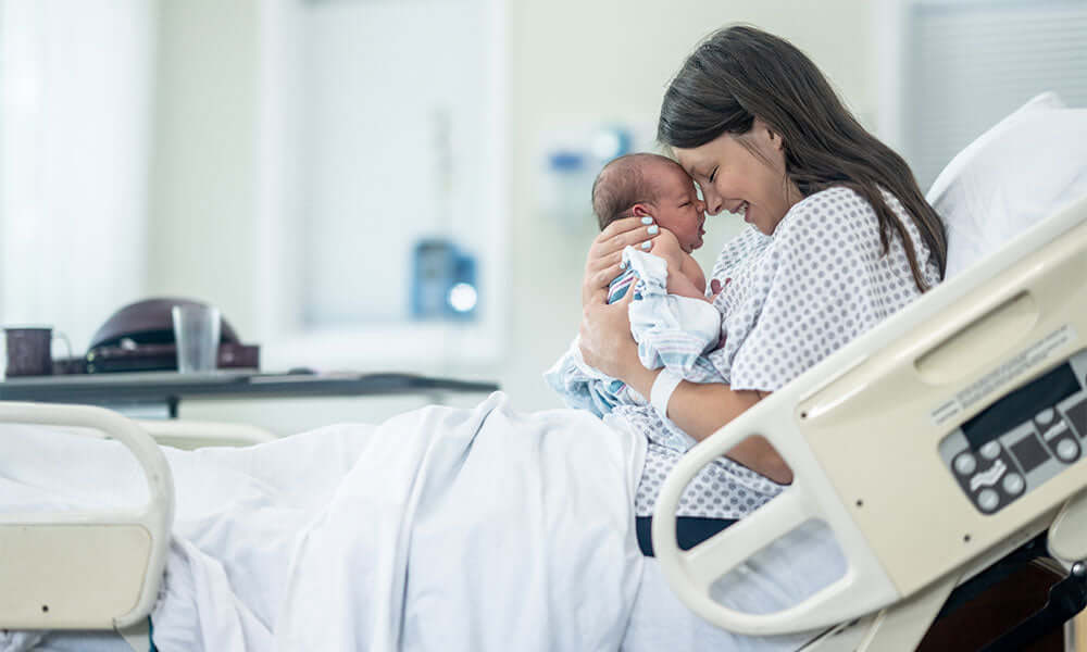 mom and newborn
