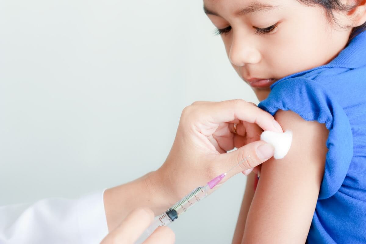 A baby getting injection