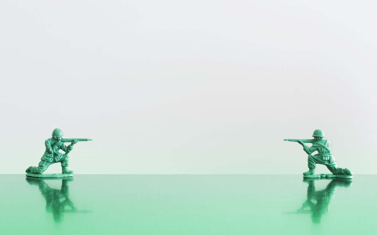 green toy soldiers